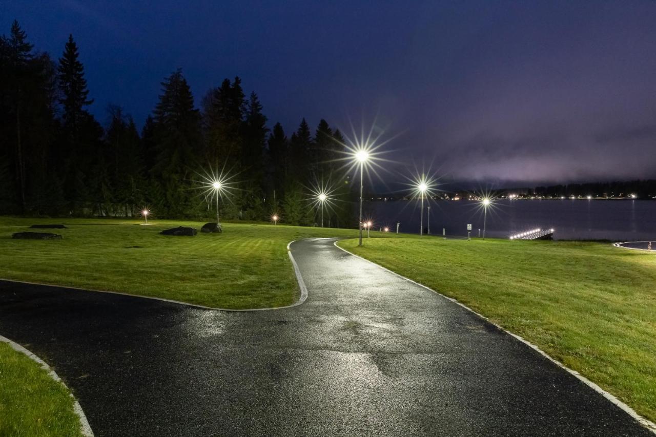 Hotel Aateli Lakeside Vuokatti Exteriör bild
