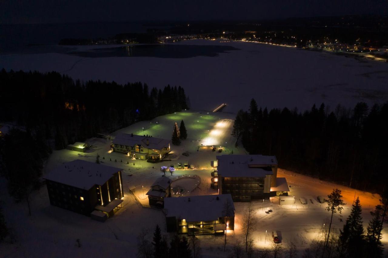 Hotel Aateli Lakeside Vuokatti Exteriör bild