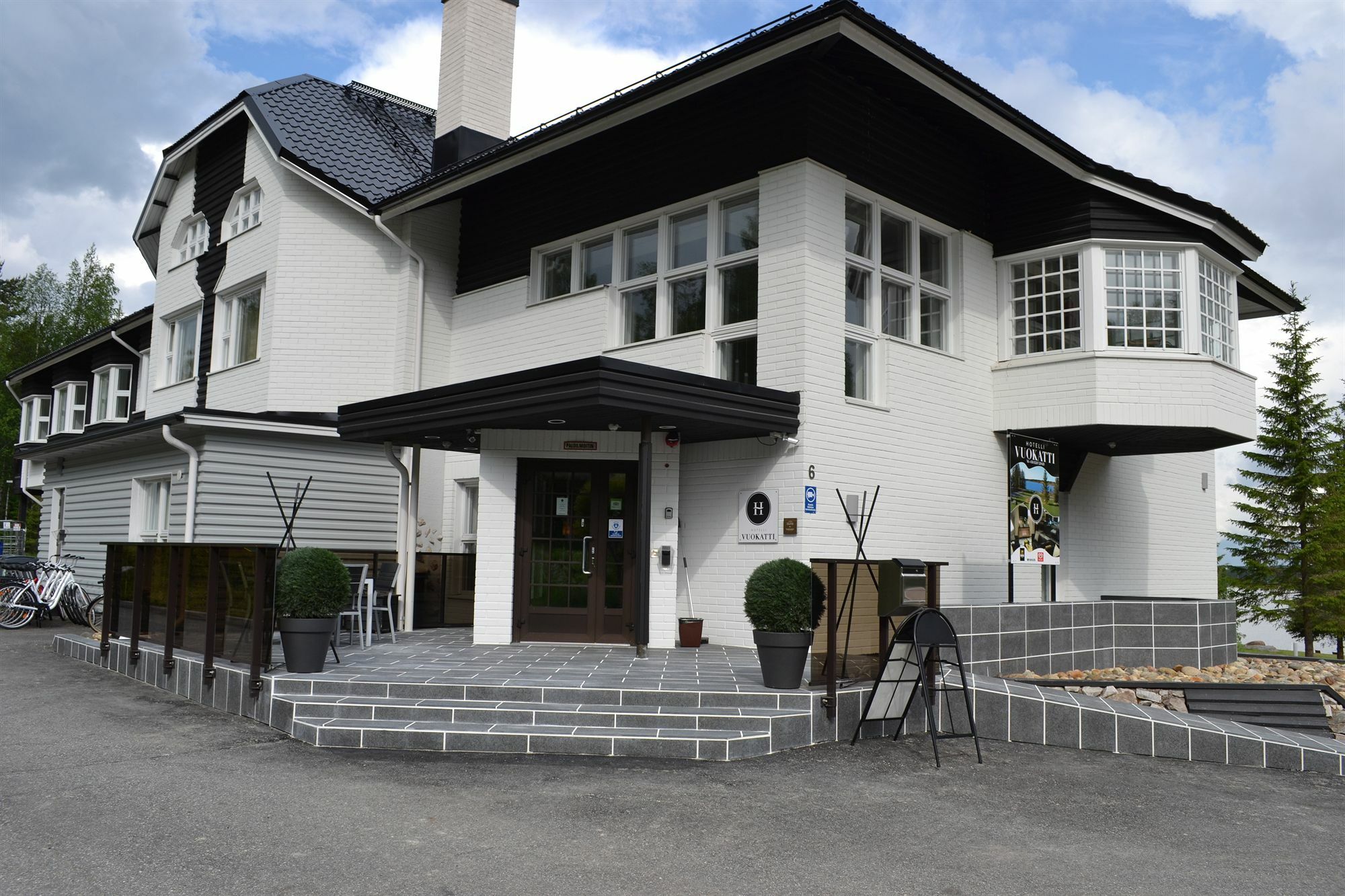Hotel Aateli Lakeside Vuokatti Exteriör bild