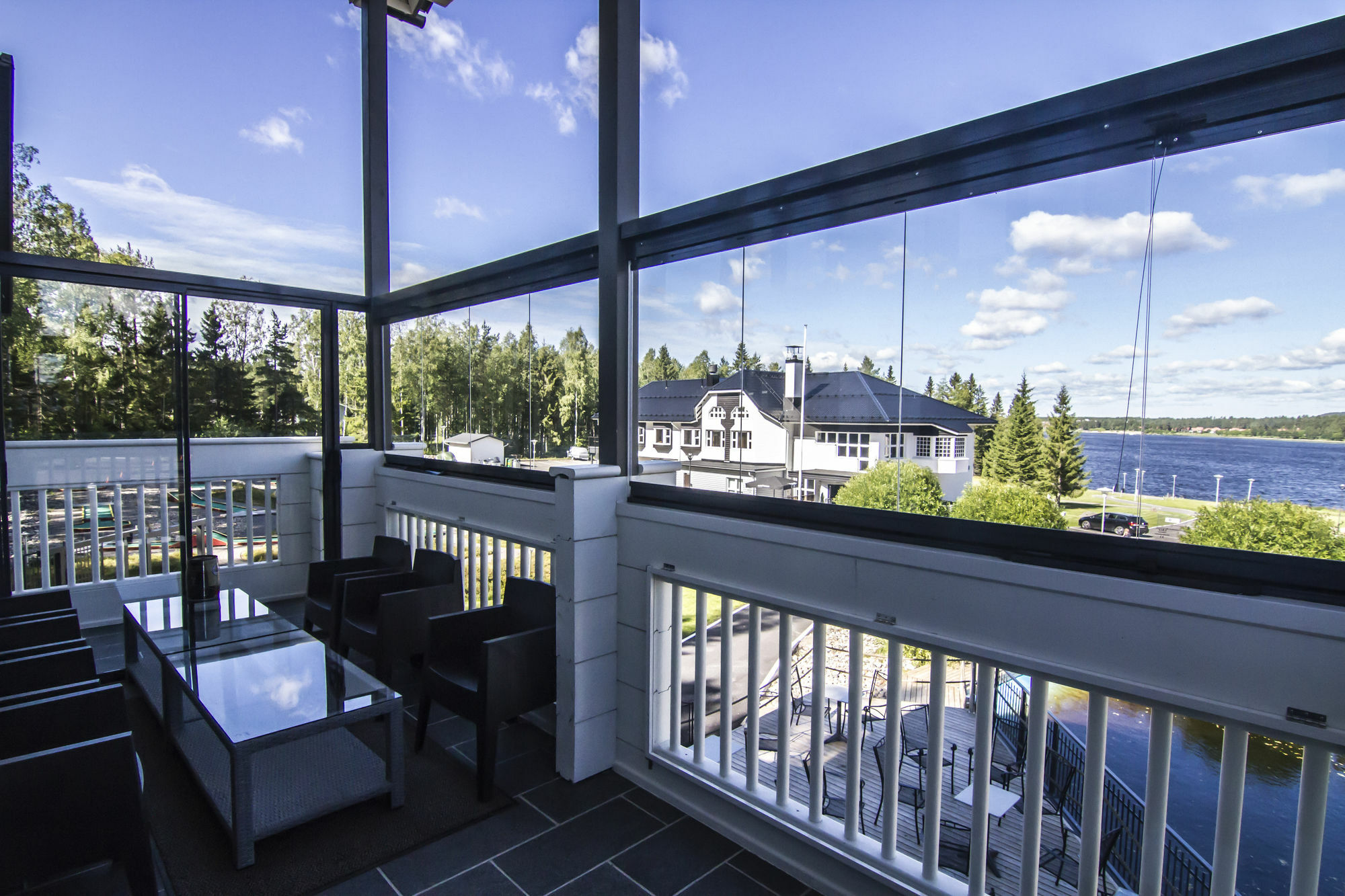 Hotel Aateli Lakeside Vuokatti Exteriör bild