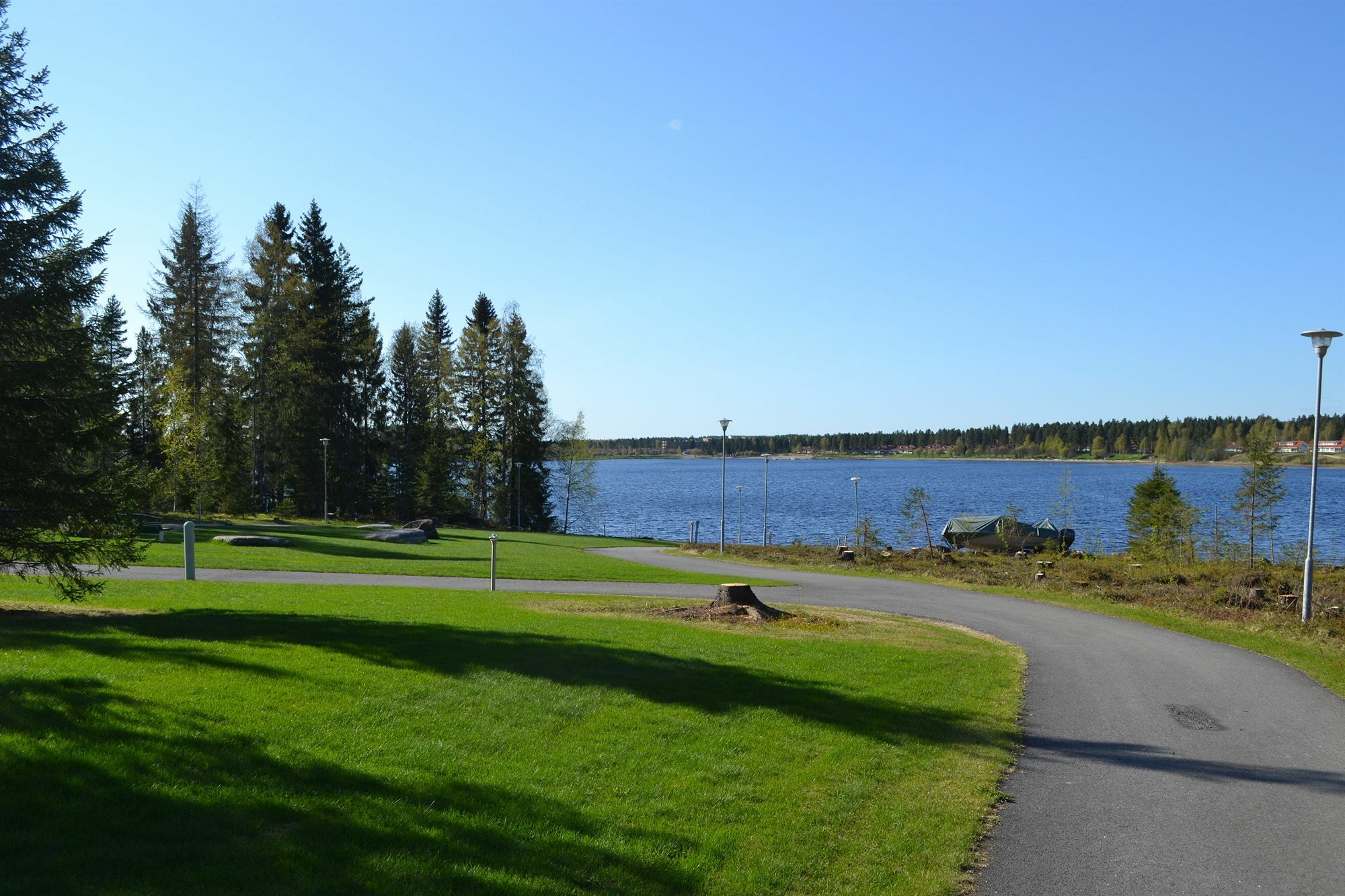 Hotel Aateli Lakeside Vuokatti Exteriör bild